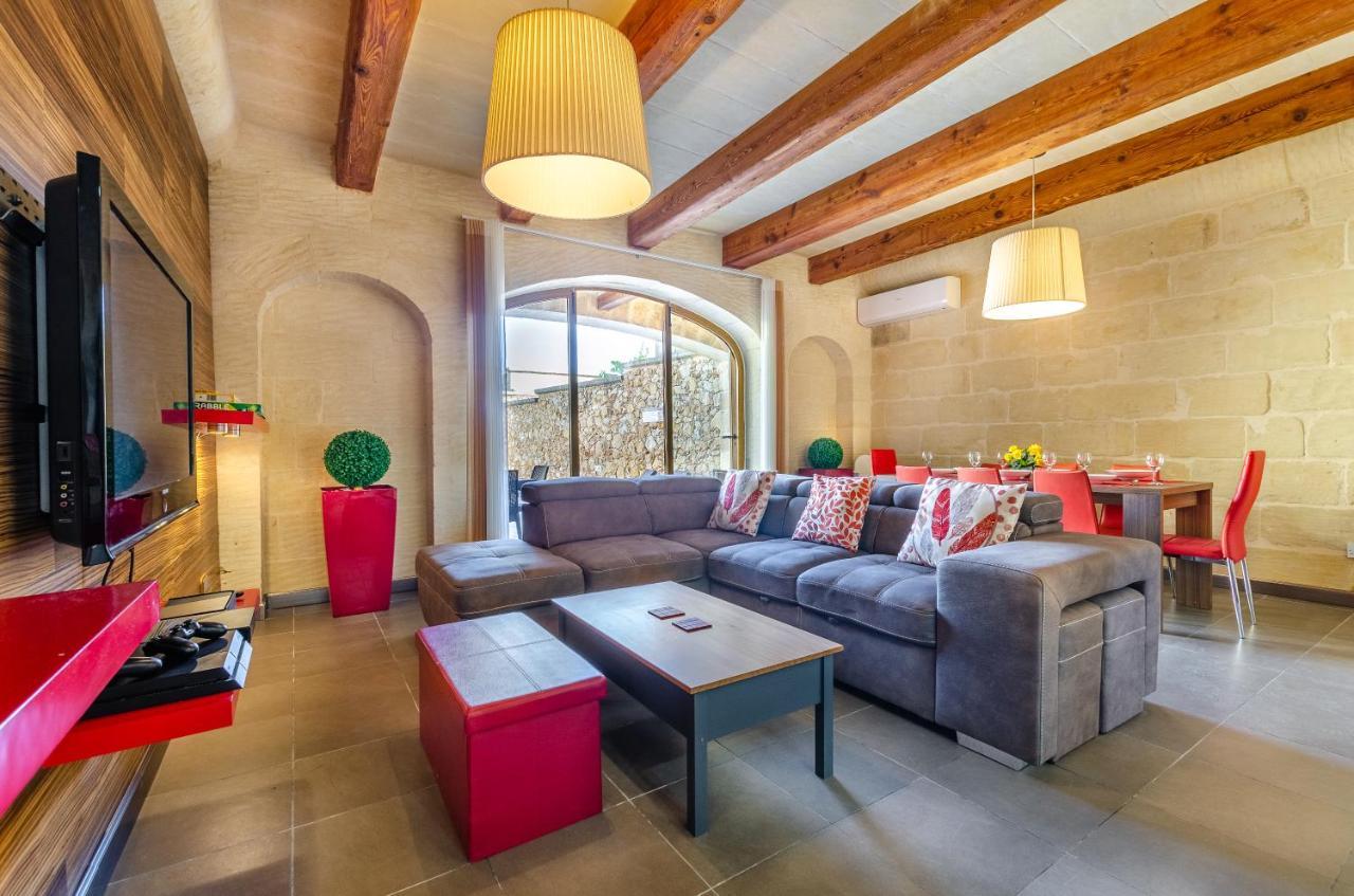 A Popular Pet Friendly Villa With A Pool, Gozo Шаара Екстер'єр фото