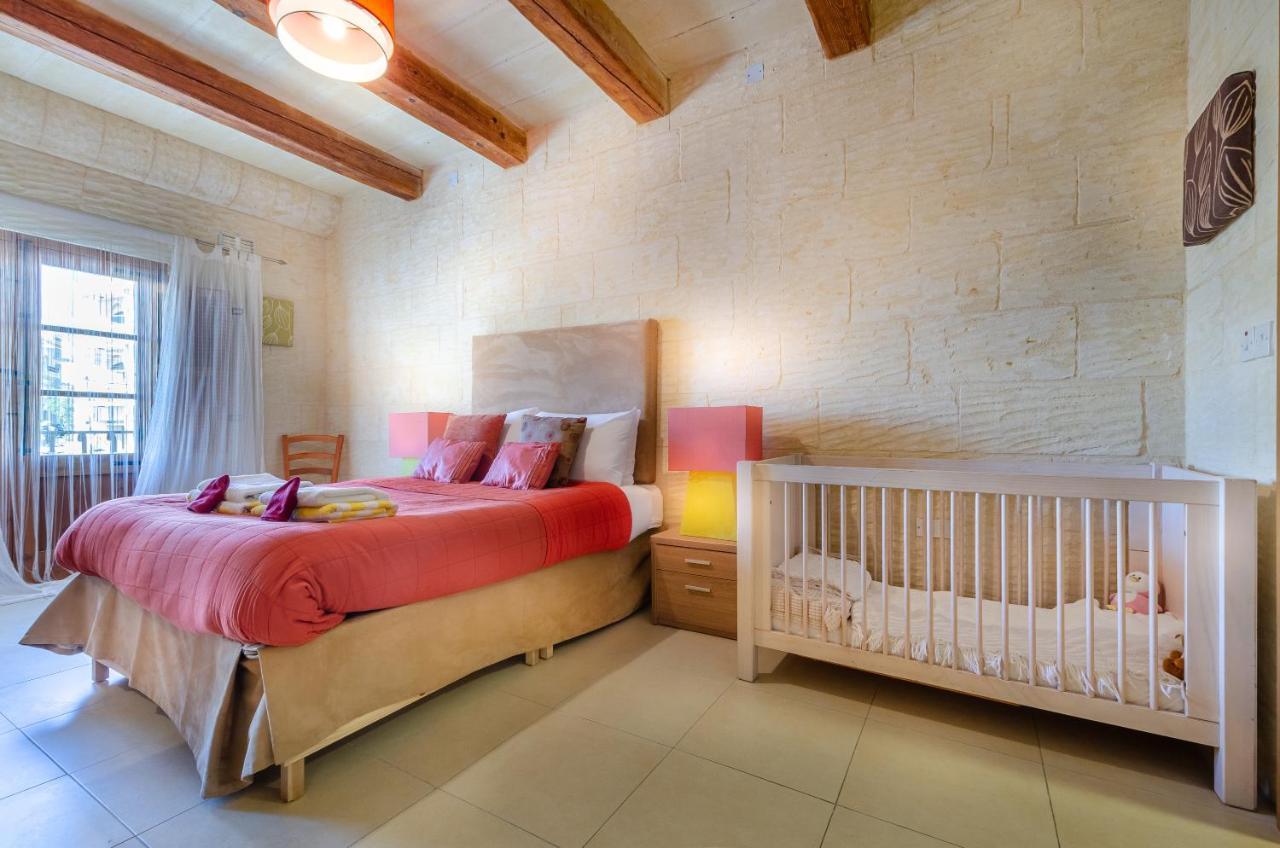 A Popular Pet Friendly Villa With A Pool, Gozo Шаара Екстер'єр фото